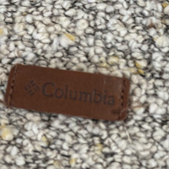 Cozy Columbia Sweater - Picture 6 of 7